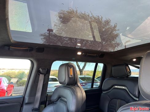Used 2023 Rivian R1S Adventure AWD/4WD image 30