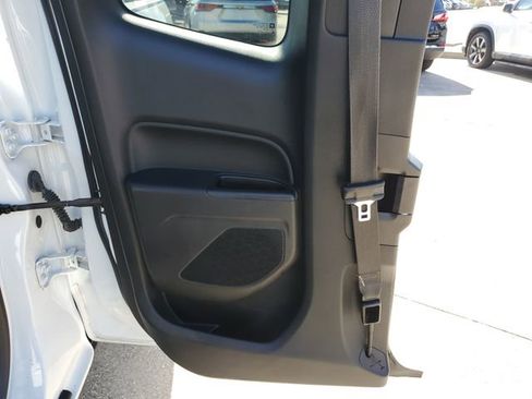 Used 2021 Chevrolet Colorado W/T w/ WT Convenience Package image 12