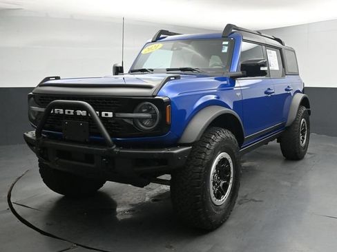 Certified 2021 Ford Bronco First Edition AWD/4WD image 4