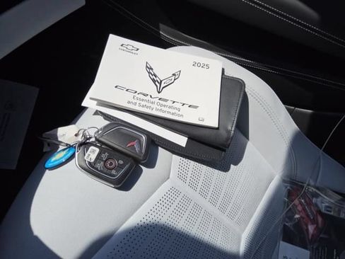 Used 2025 Chevrolet Corvette E-Ray w/ Battery Protection Package AWD/4WD image 6