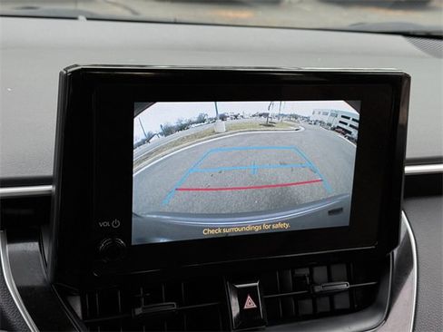 Certified 2025 Toyota Corolla LE image 24