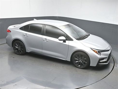 Used 2024 Toyota Corolla SE image 37