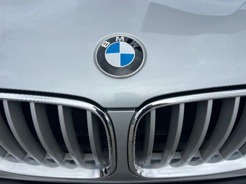 Used 2017 BMW X3 sDrive28i image 16