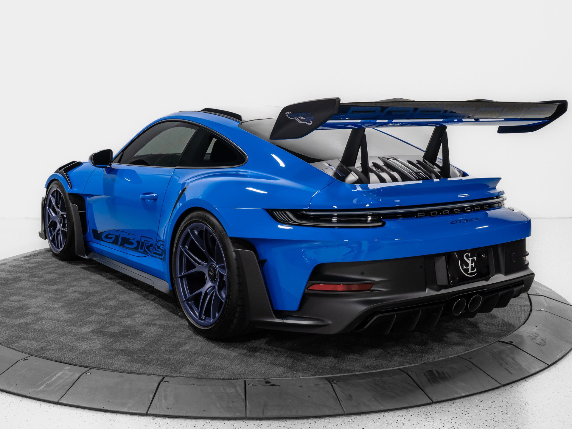 Used 2024 Porsche 911 GT3 RS RWD image 6
