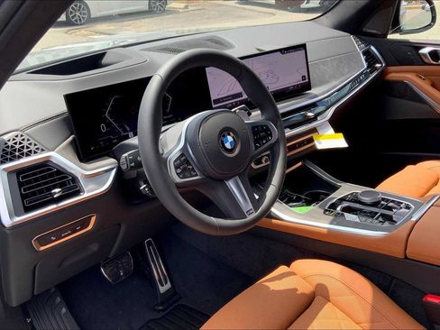 Used 2026 BMW X7 xDrive40i AWD/4WD image 8