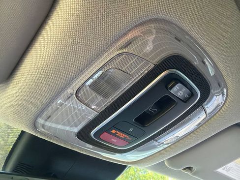 Certified 2023 Hyundai Elantra Limited FWD image 29