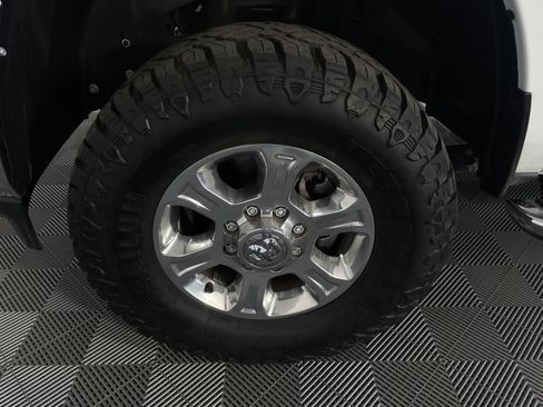 Used 2024 RAM 2500 Big Horn w/ Bed Utility Group AWD/4WD image 8