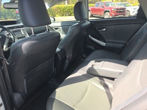 Used 2013 Toyota Prius Four image 10