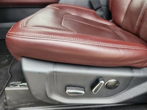 Used 2023 Ford Expedition Limited RWD image 23
