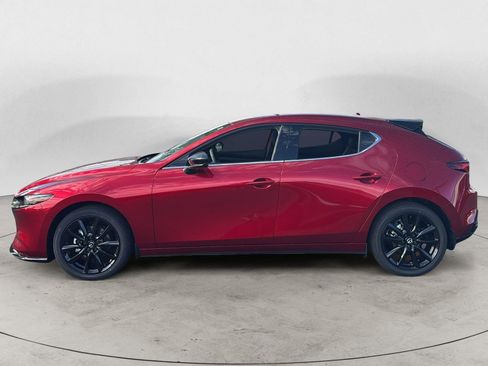 New 2026 MAZDA MAZDA3 Hatchback w/Premium Plus Pkg image 3