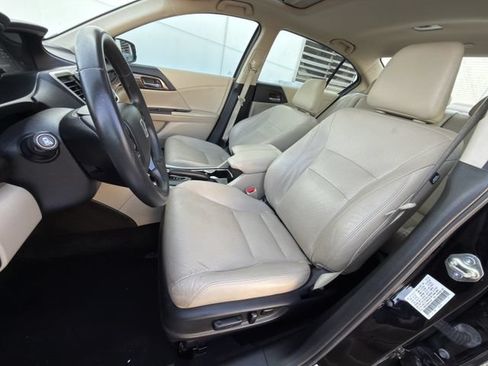 Used 2017 Honda Accord EX-L image 23