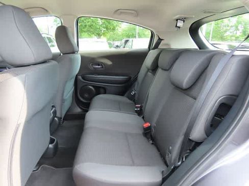 Certified 2019 Honda HR-V LX image 12