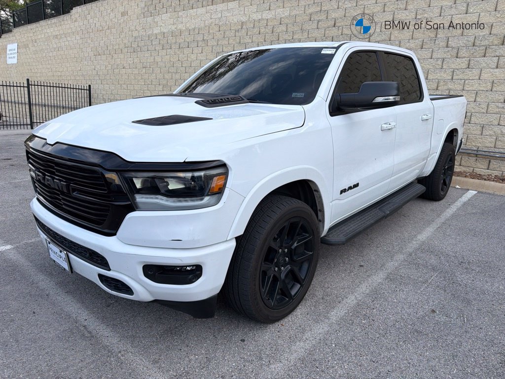 Used 2022 RAM 1500 Laramie AWD/4WD image 1
