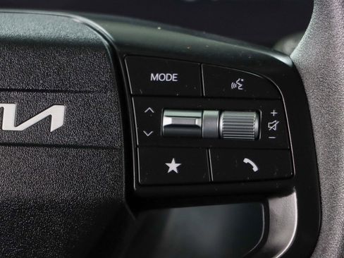 Used 2025 Kia K4 FWD image 14