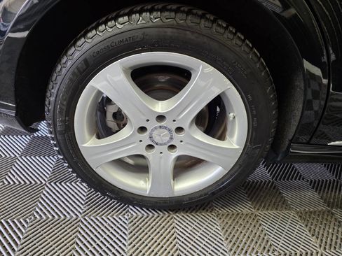 Used 2015 Mercedes-Benz E 350 4MATIC Sedan image 32