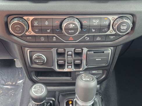 New 2026 Jeep Wrangler Unlimited Sport AWD/4WD image 28