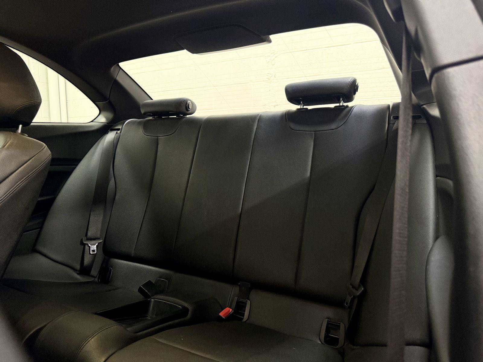 Used 2019 BMW 230i Coupe w/ Premium Package RWD image 16
