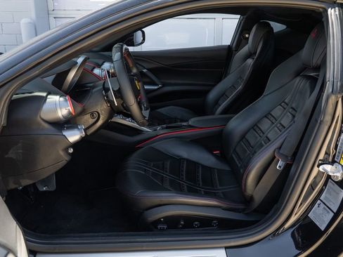 Used 2018 Ferrari 812 Superfast RWD image 37