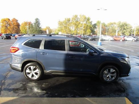 Used 2025 Subaru Ascent Premium w/ Premium Package image 6