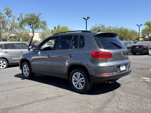 Used 2015 Volkswagen Tiguan S FWD image 4