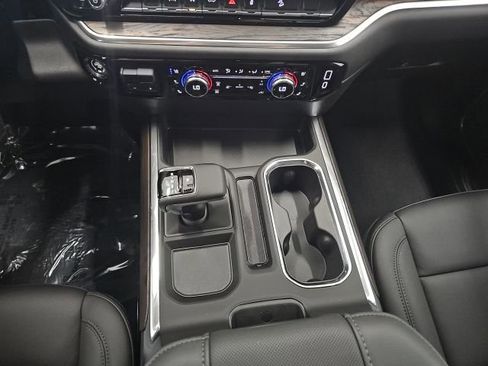 New 2026 GMC Sierra 1500 SLT w/ SLT Convenience Package image 27