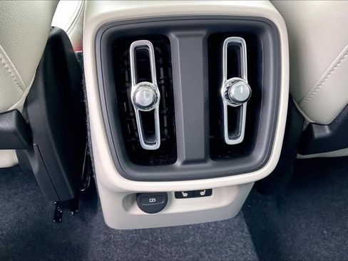 New 2026 Volvo XC40 B5 Plus w/ Protection Package Premier image 16