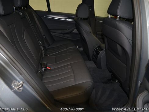 Used 2023 BMW 530i w/ M Sport Package image 18