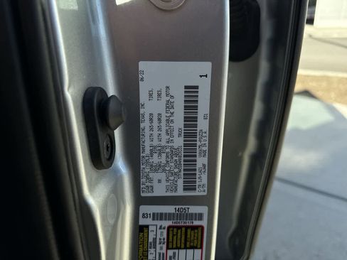 Used 2022 Toyota Tundra Platinum image 25