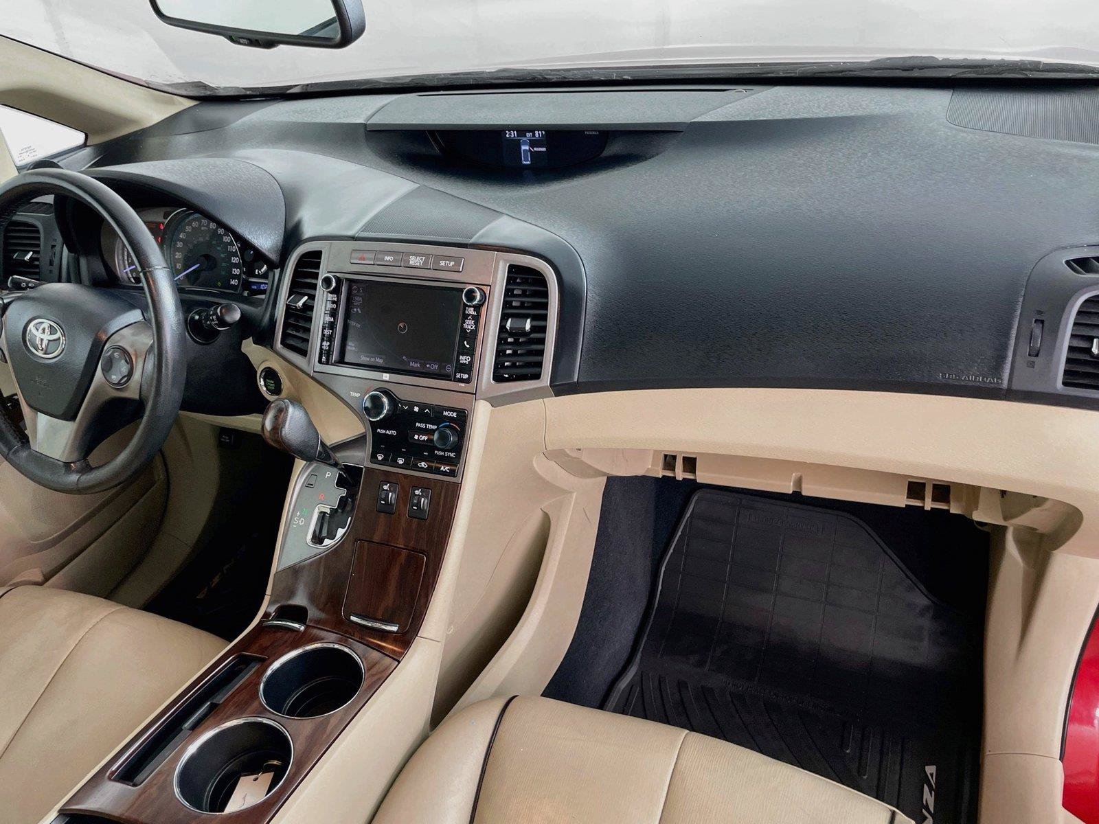 Used 2013 Toyota Venza Limited AWD/4WD image 30