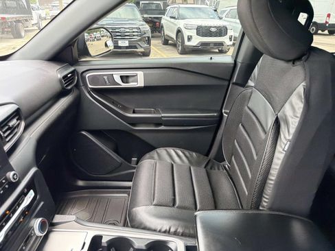 Used 2022 Ford Explorer 4WD Police Interceptor w/ Interior Upgrade Package image 20