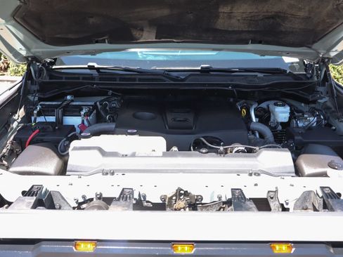 Used 2024 Toyota Tundra Limited AWD/4WD image 12