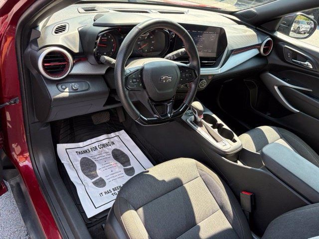 Used 2024 Chevrolet Trax RS w/ Driver Confidence Package FWD image 26