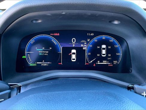 Used 2025 Toyota Camry XSE image 18