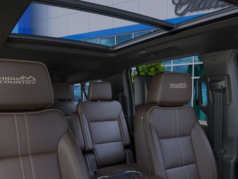New 2026 Chevrolet Suburban High Country AWD/4WD image 24
