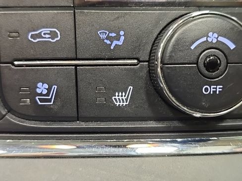 Used 2013 Dodge Durango Citadel w/ Mopar Chrome Appearance Group AWD/4WD image 26