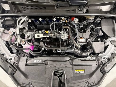 Certified 2026 Toyota Prius XLE FWD image 30