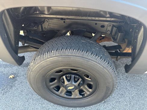 Used 2012 Chevrolet Silverado 3500 W/T image 23