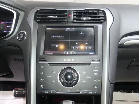 Used 2015 Ford Fusion Titanium FWD image 37