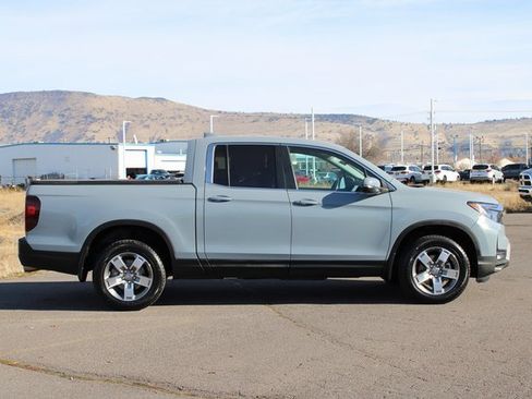 Certified 2024 Honda Ridgeline RTL image 7
