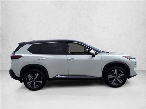 Used 2021 Nissan Rogue Platinum FWD image 9