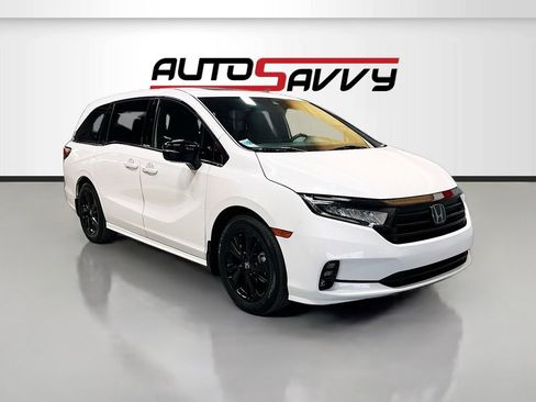 Used 2023 Honda Odyssey Sport image 1