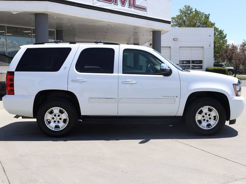 Used 2009 Chevrolet Tahoe LT AWD/4WD image 7