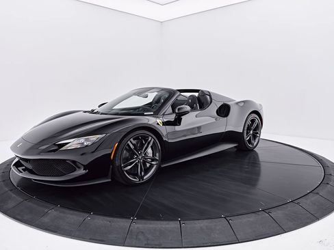 Used 2024 Ferrari 296 GTS RWD image 15
