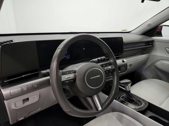 Used 2025 Hyundai Kona SEL FWD image 18