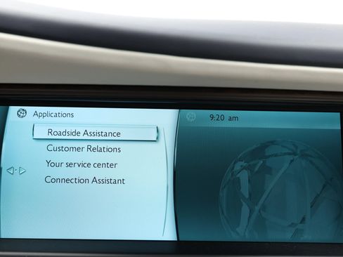 Used 2015 Rolls-Royce Ghost RWD image 32
