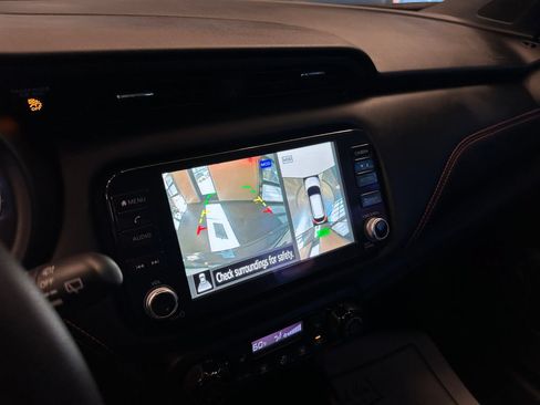 Used 2024 Nissan Kicks SR w/ SR Premium Package FWD image 14