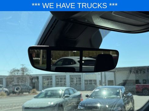 Used 2026 RAM 1500 Limited w/ Body Color Bumper Group AWD/4WD image 27