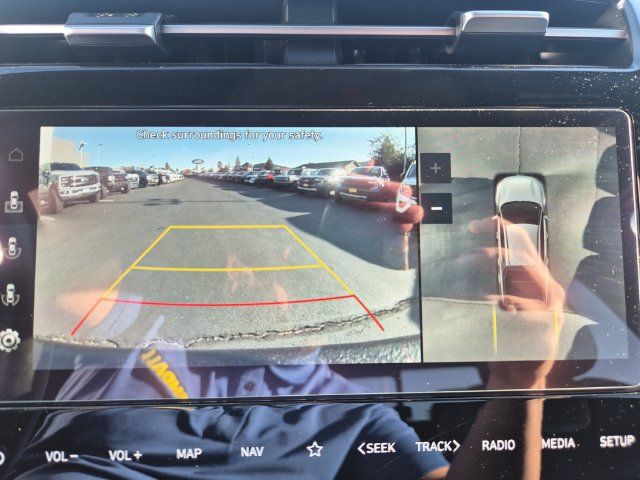 Used 2023 Hyundai Santa Cruz Limited AWD/4WD image 16