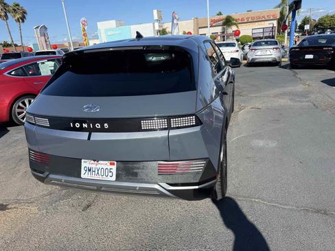 Used 2024 Hyundai Ioniq 5 SEL image 12