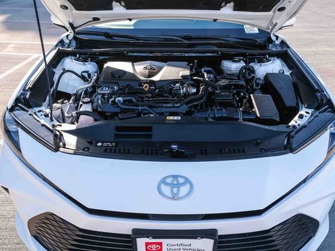 Used 2025 Toyota Camry LE FWD image 27